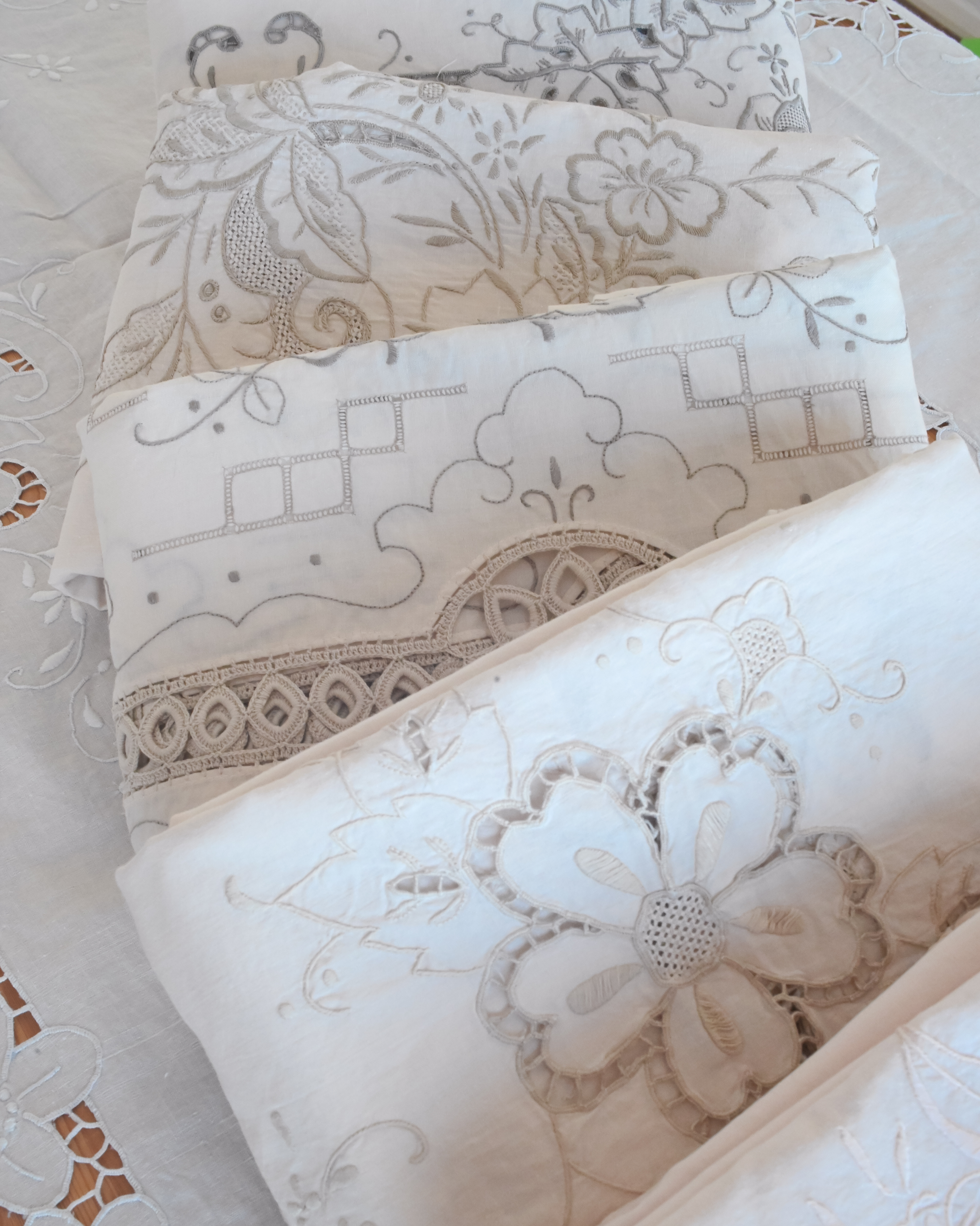 Garden Pear Tablecloth Kit