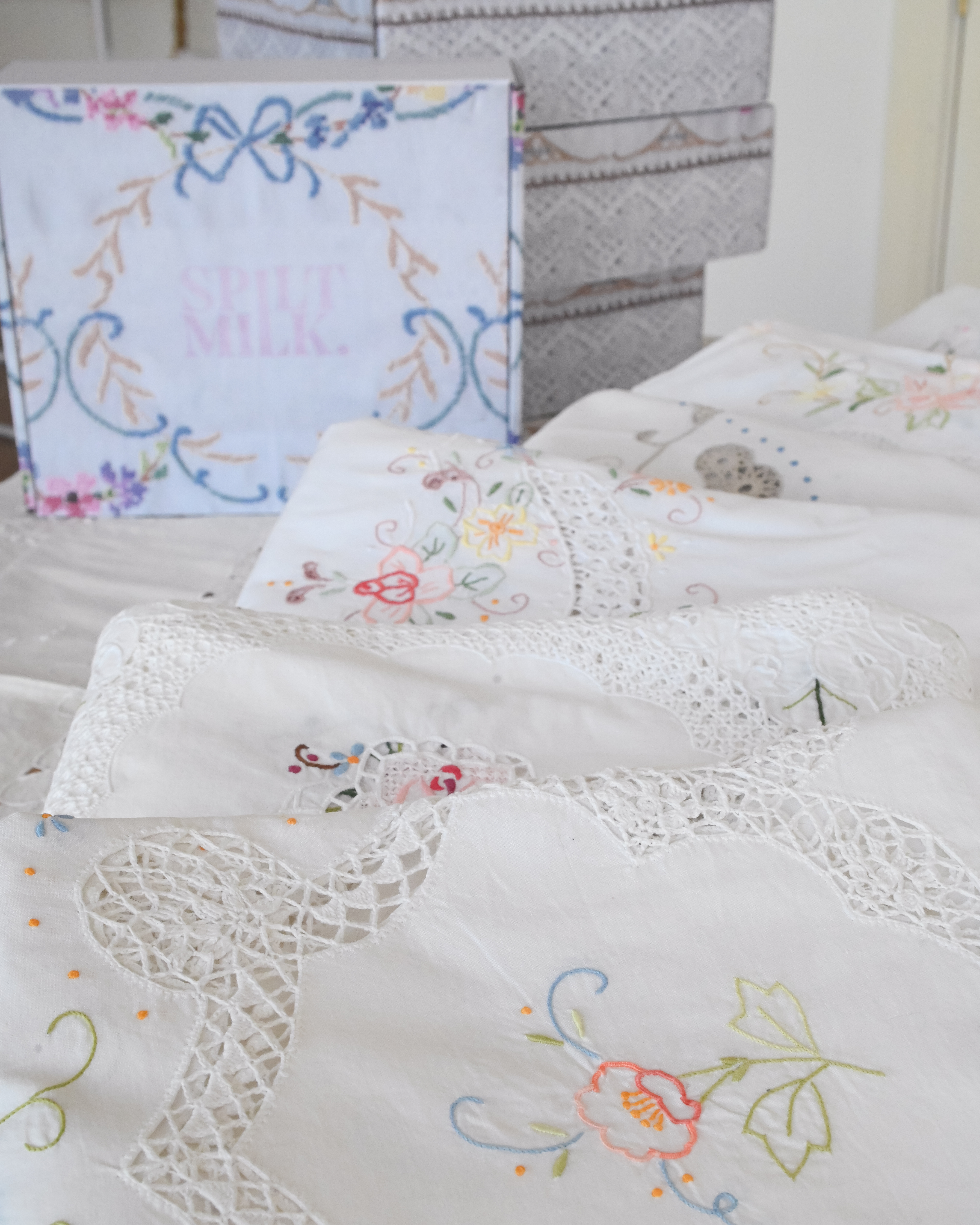 Sweet Pea Tablecloth Kit