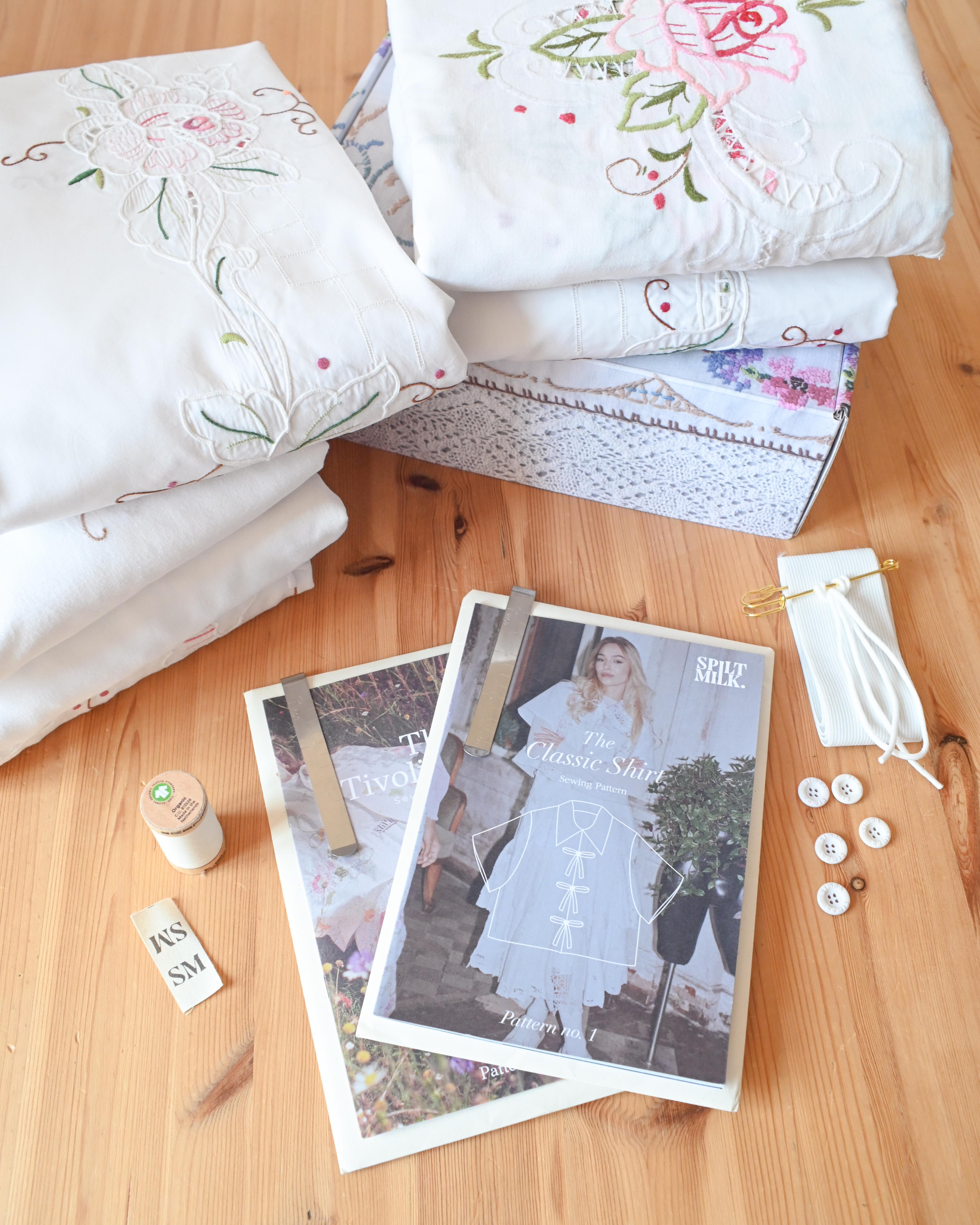 Bramble Tablecloth Kit